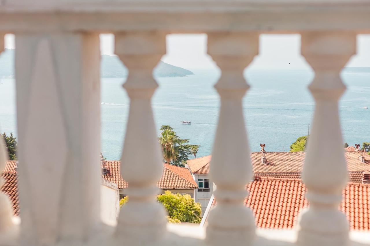 Apartments Belvedere Herceg Novi Exterior foto